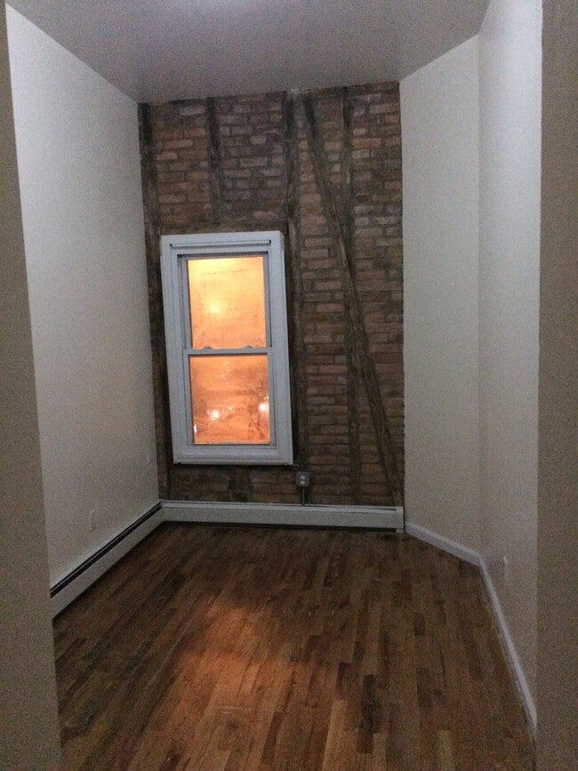 Building Photo - 29 Buffalo Ave