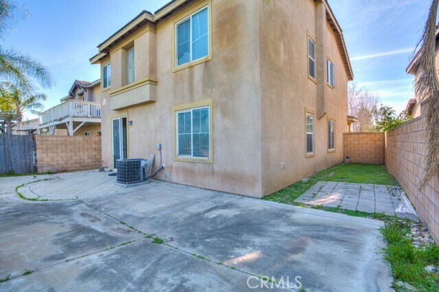 Building Photo - 6273 Long Cove Dr
