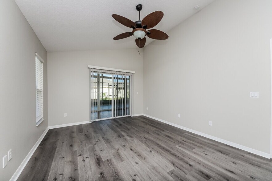 Building Photo - 4660 Huron Bay Cir