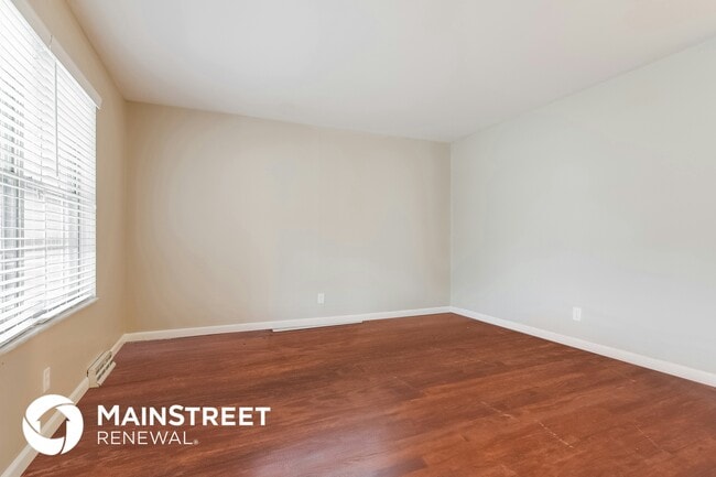 Building Photo - 2756 Tiara Dr