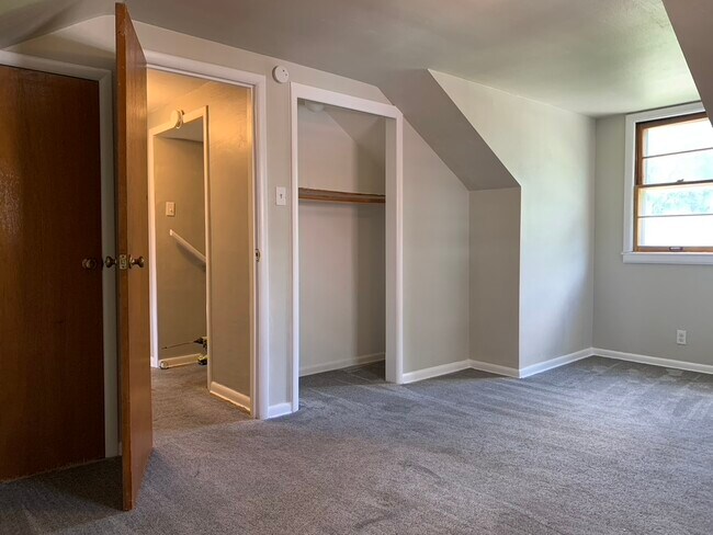 Bedroom - 91 Greendale Dr