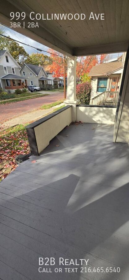 Building Photo - 999 Collinwood Ave