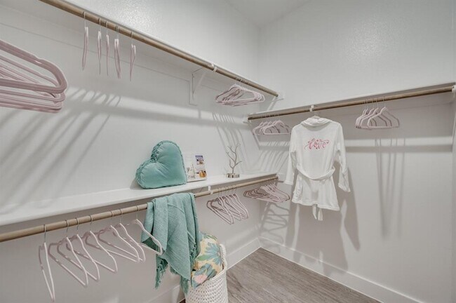 Building Photo - 920 Imperial Blvd