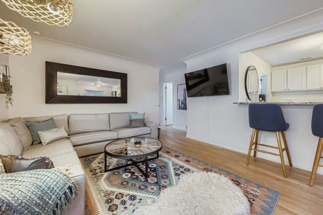 Building Photo - 3690 Grape St