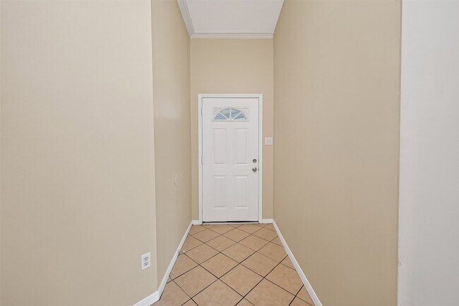 Building Photo - 17230 Hollow Sands Ct