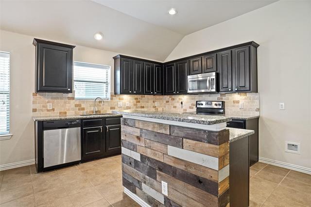 Building Photo - 11817 Cape Cod Springs Dr