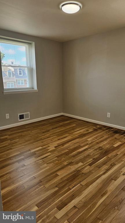 Building Photo - 2015 Dineen Dr