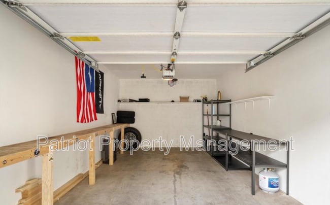 Building Photo - 9550 E Thunderbird Rd