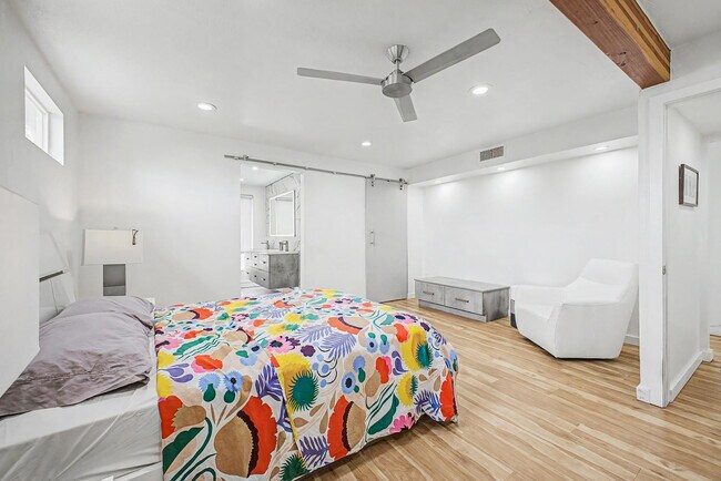 Building Photo - 2800 S Bala Dr