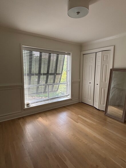 Building Photo - 57 Hanover Cir S