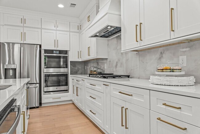 Building Photo - 1721 Osprey Poynte