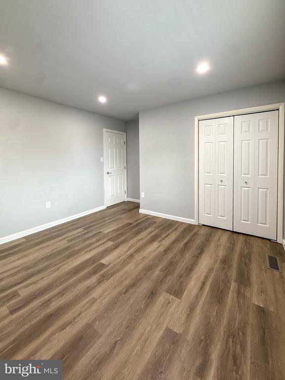 Building Photo - 3036 Virginia Dare Ct