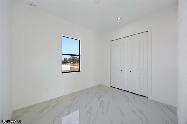 Building Photo - 1051 Marine Ave S