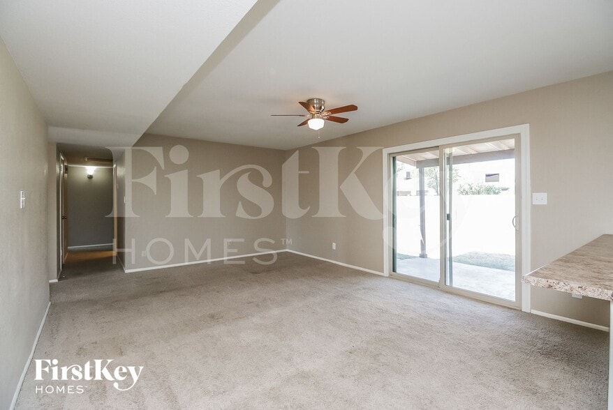 Building Photo - 2312 E Commonwealth Ave