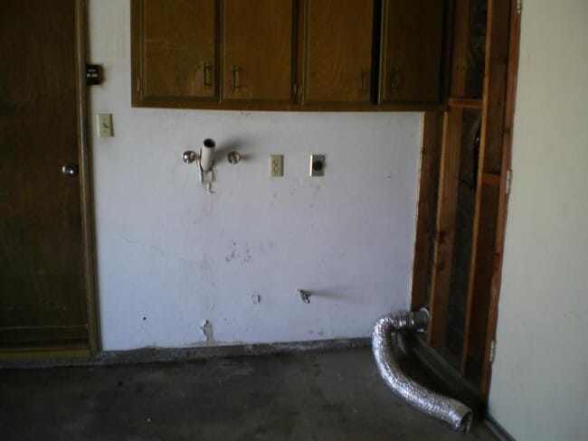 Building Photo - 597 Montebello Pl