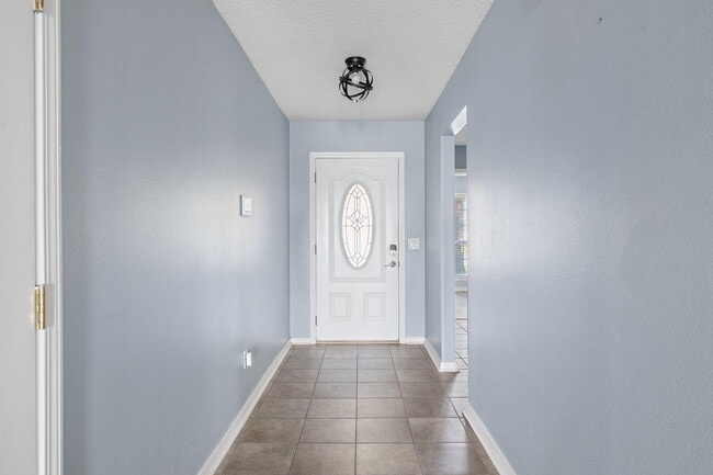 Building Photo - 422 Pristine Water Ln