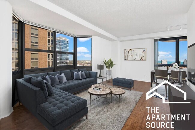 Building Photo - 1000 N La Salle Dr