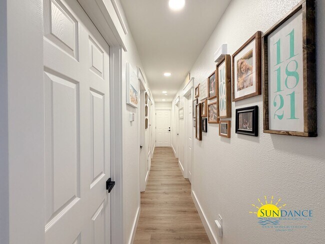 Building Photo - Custom 4BR Pool Home in Kenwood with Bonus Room & Private Backyard!