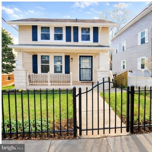 Building Photo - 2607 Hamlin St NE