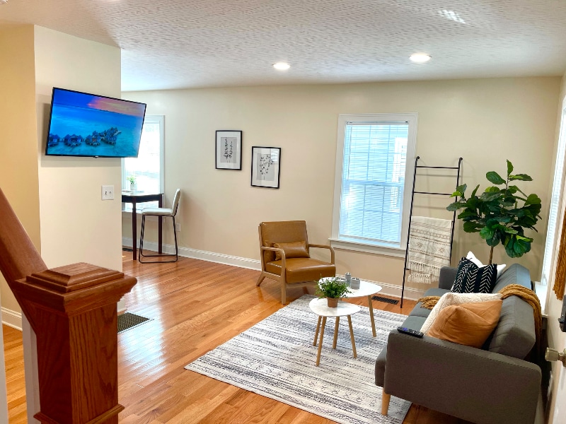 Building Photo - 2628 Hiawatha St