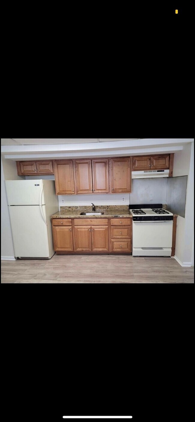 138 Woodside Green 138 Woodside Green Stamford CT 06905 Apartment