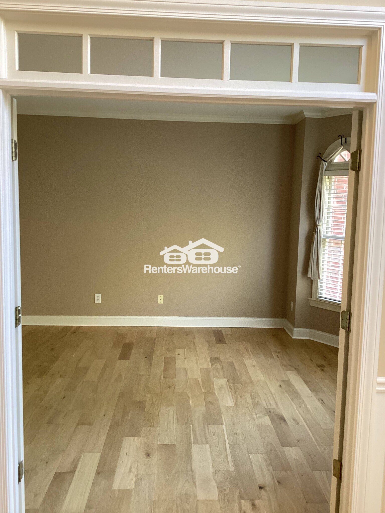 Building Photo - 10515 Sugar Crest Ave