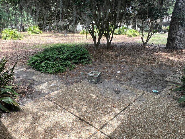 Building Photo - Briarwood Villa - One Level, Golf View