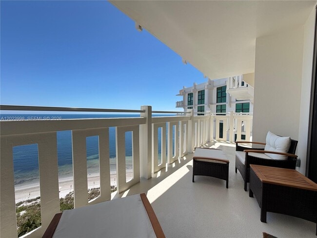 Building Photo - 1111 Crandon Blvd