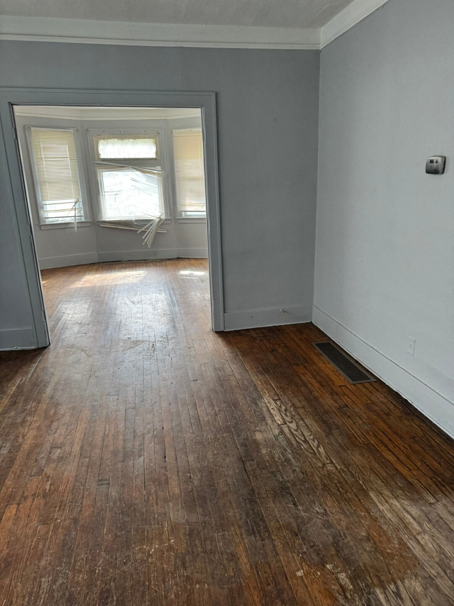 Building Photo - 5378 Maxwell Ave