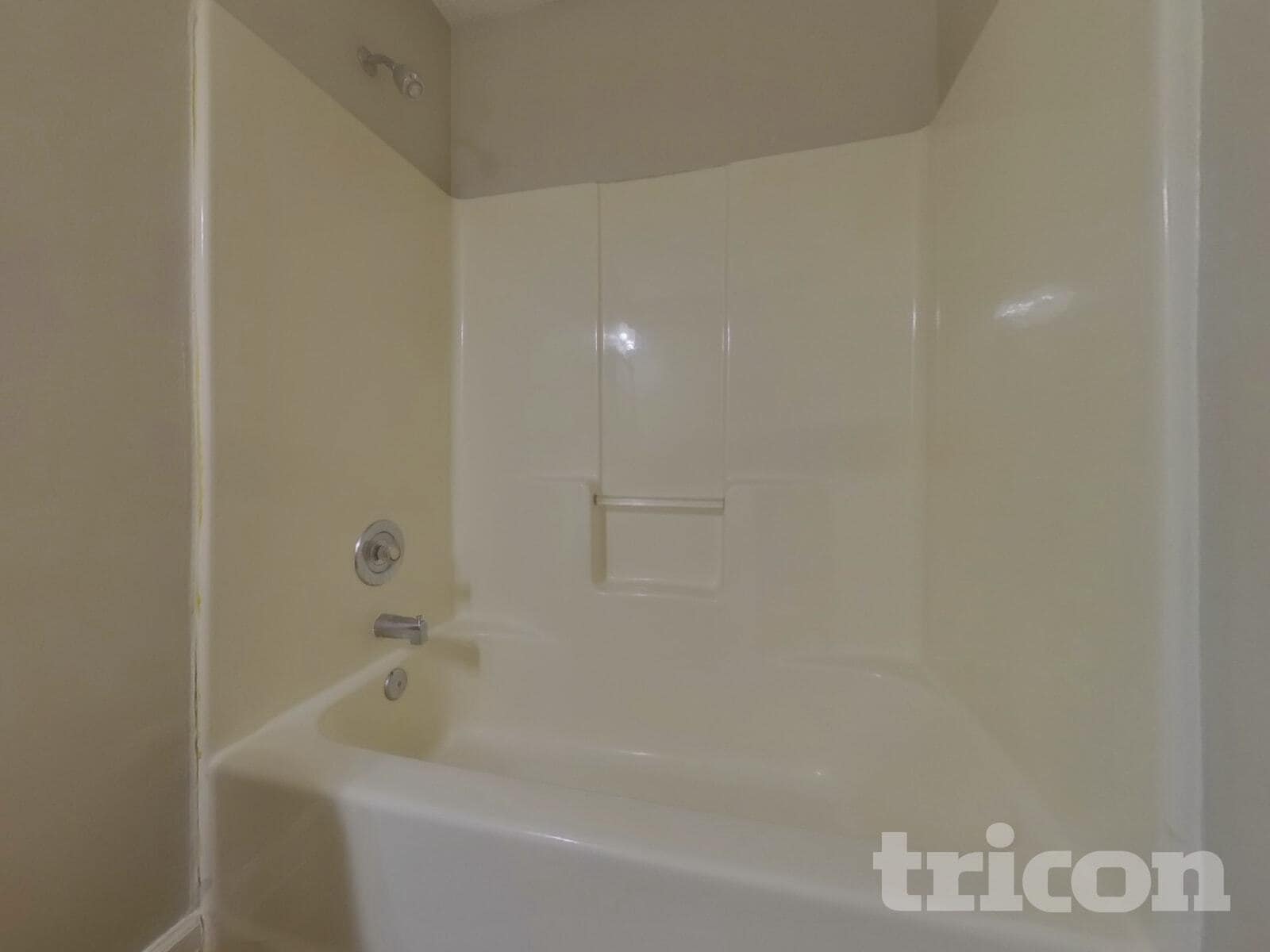 Building Photo - 329 Stratford Dr