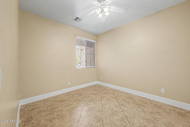 Building Photo - 40148 N Perrone St