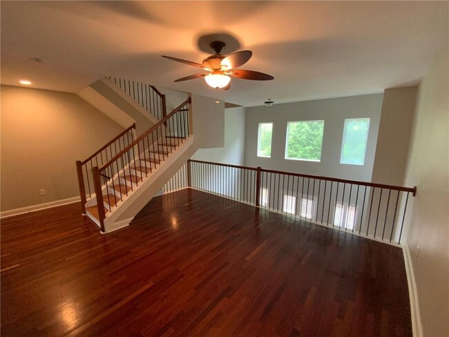 Building Photo - 5997 Brookside Oak Cir