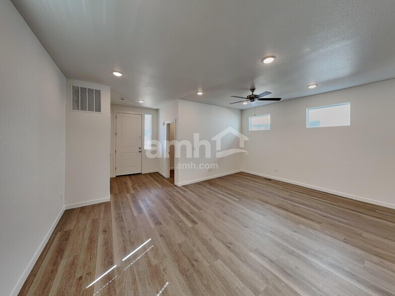 Building Photo - 23532 E 3rd Pl