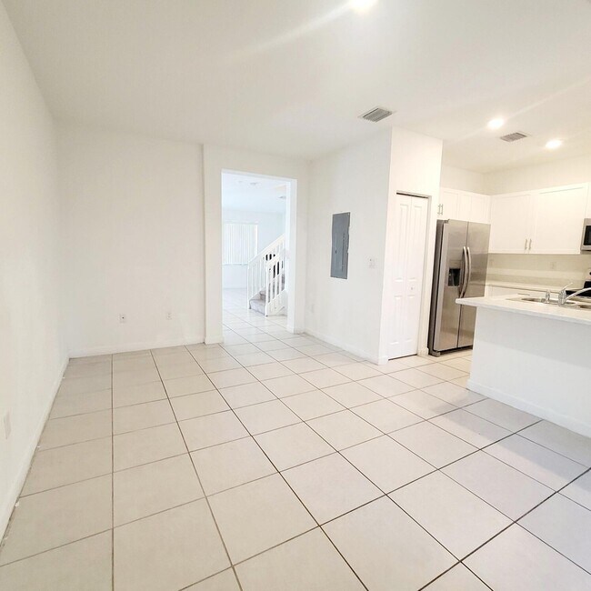 Building Photo - 28708 SW 133rd Ct