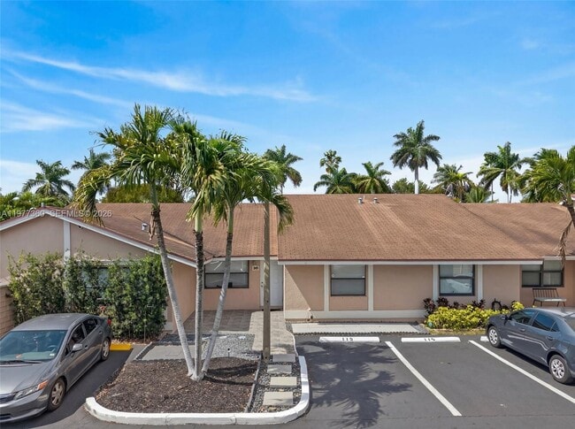 Building Photo - 7680 SW 156th Ct