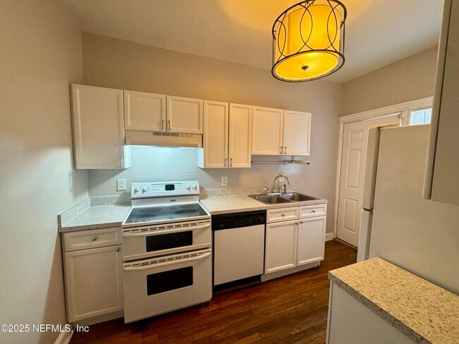 Building Photo - 2506 Park St