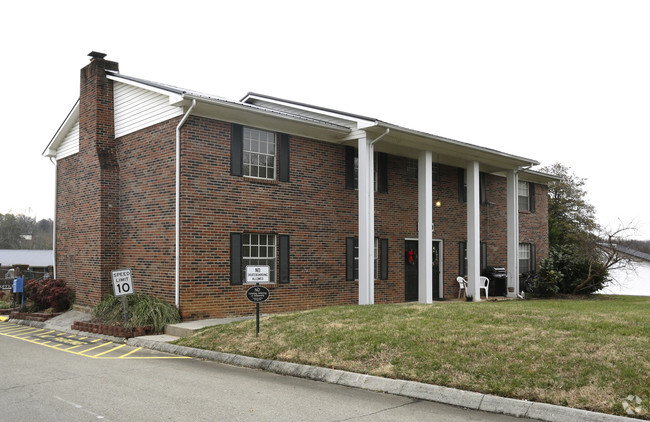 Building Photo - Kingstown Colony Apartments