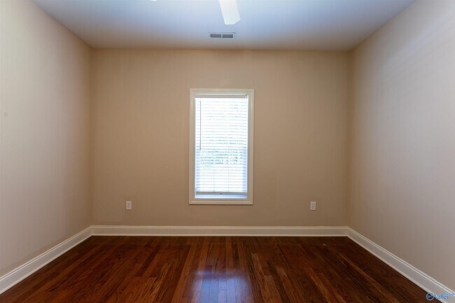 Building Photo - 112 Blanca Dr