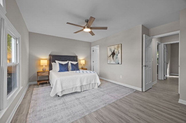 Building Photo - Charming 3-Bed Home with Granite Touches & Finished Basement in Raleigh!