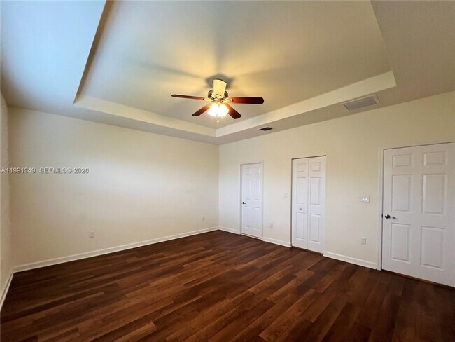 Building Photo - 422 SE 34th Terrace