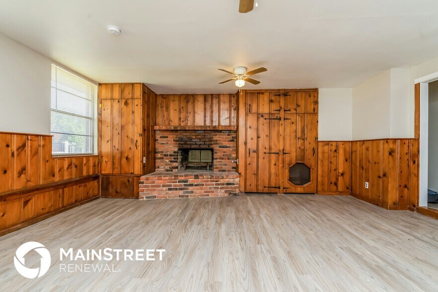 Building Photo - 9712 Mahler Pl