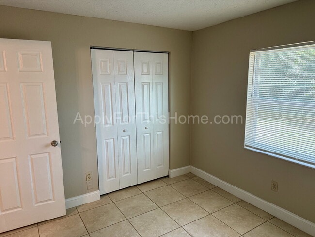 Building Photo - Single Family Home - Carrollwood Area