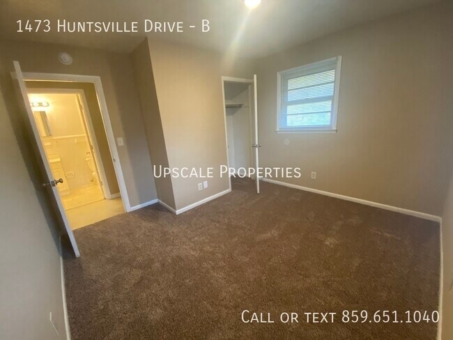 Building Photo - 1473 Huntsville Dr