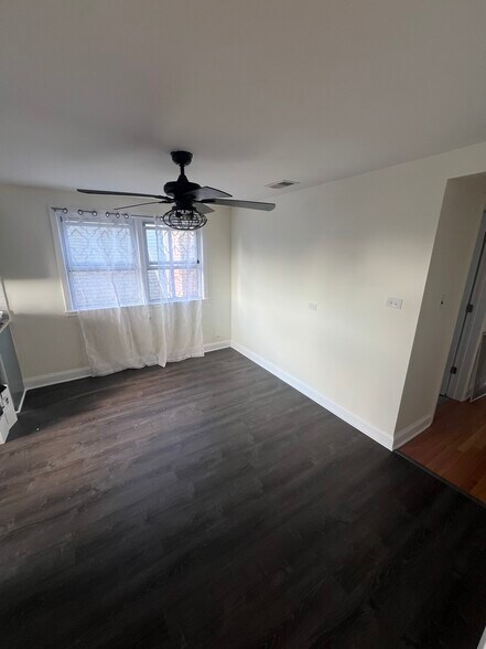 Building Photo - 6040 S Kolmar Ave