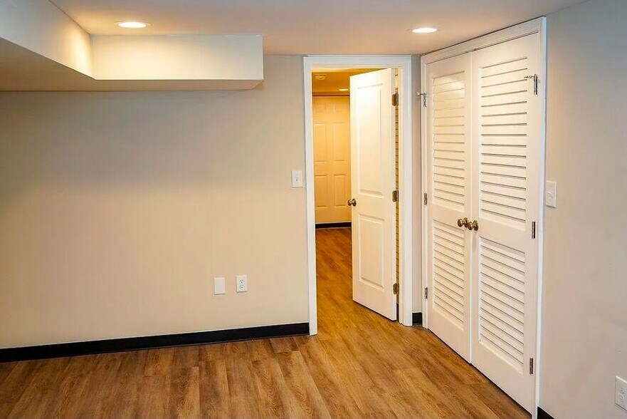 Building Photo - 6135 MacBeth Dr