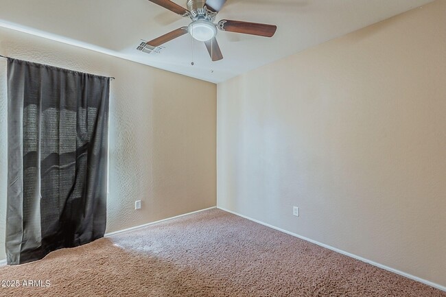 Building Photo - 1279 W Jersey Way