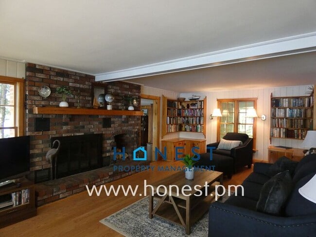 Building Photo - 163 Loon Cove Ln