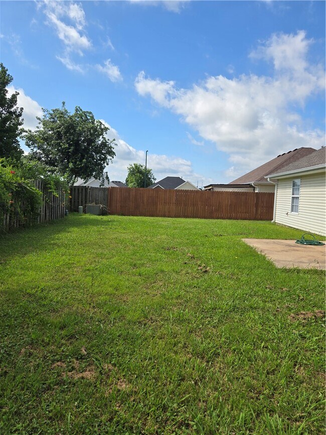 Building Photo - 1703 N Valor