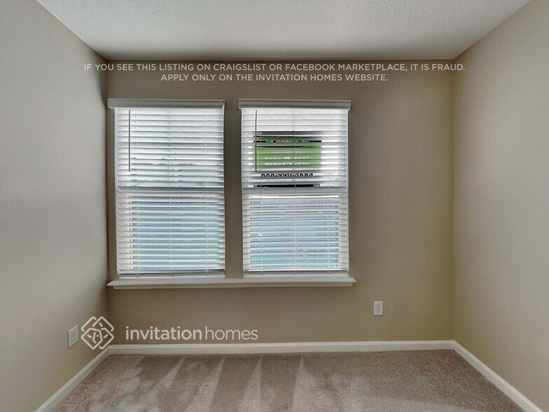 Building Photo - 13291 Shore Grass Dr