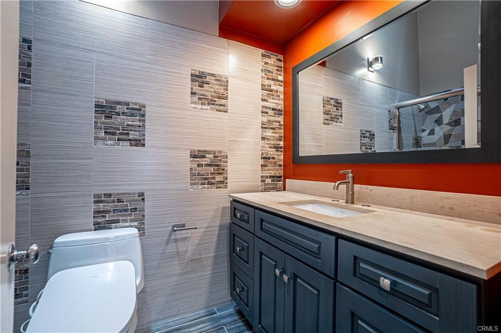 Building Photo - 2522 Voorhees Ave